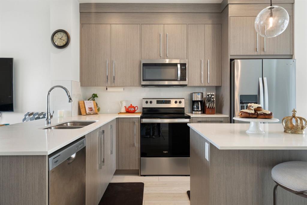 #501 335 Creekside Boulevard SW, Calgary, Alberta, T2X 5L1