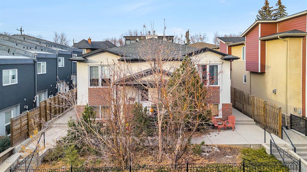 #2 534 56 Avenue SW, Calgary, Alberta, T2V 0G7