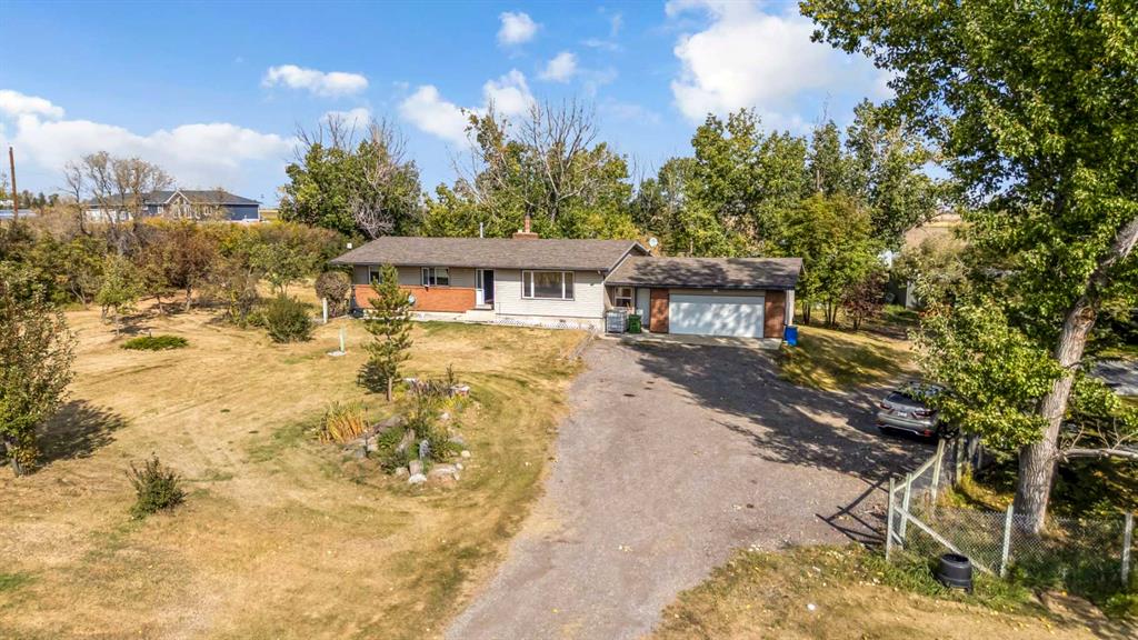 78 Canal Court, Rural Rocky View County, Alberta, T1X0H5