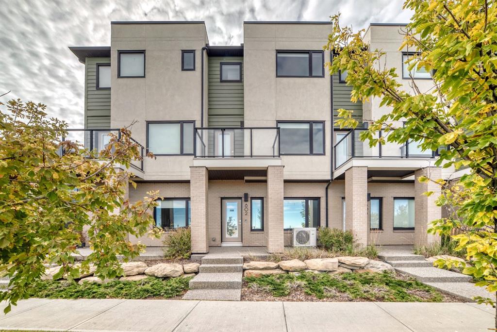 #802 218 Sherwood Square NW, Calgary, Alberta, T3R 0Y2