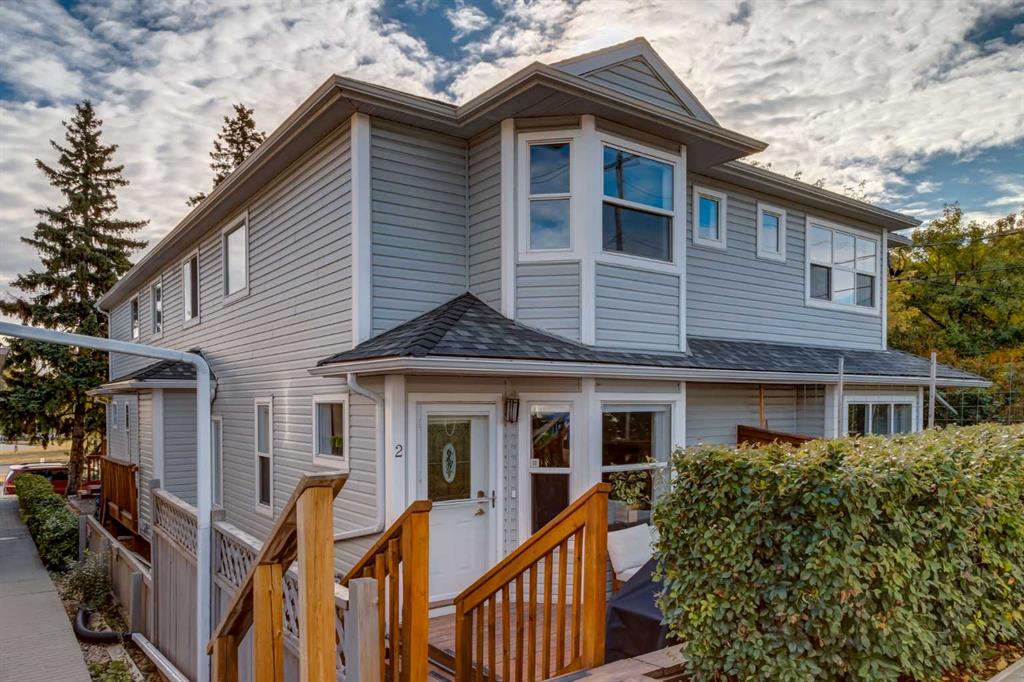 #2 2013 24 Street SW, Calgary, Alberta, T3E 1T1