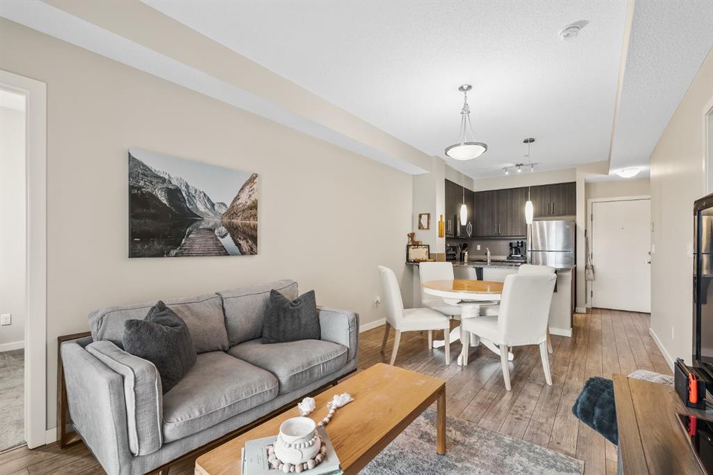 #305 402 Marquis Lane SE, Calgary, Alberta, T3M 2G7