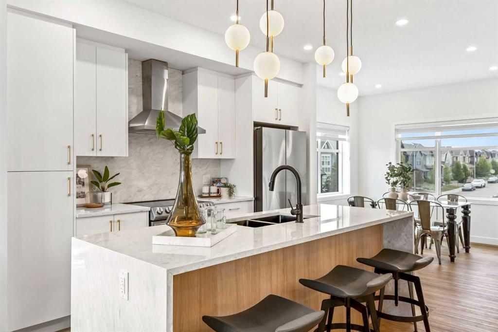 #604 200 Belvedere Boulevard SE, Calgary, Alberta, T1X0L5