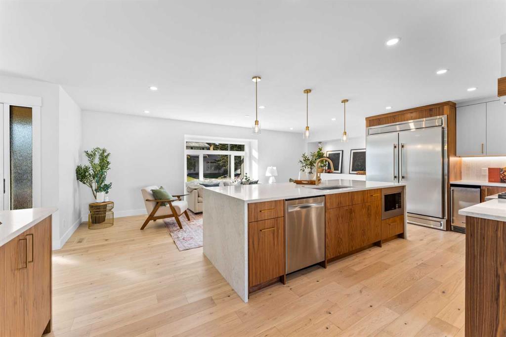 1275 Lake Sundance Crescent SE, Calgary, Alberta, T2J 2S7