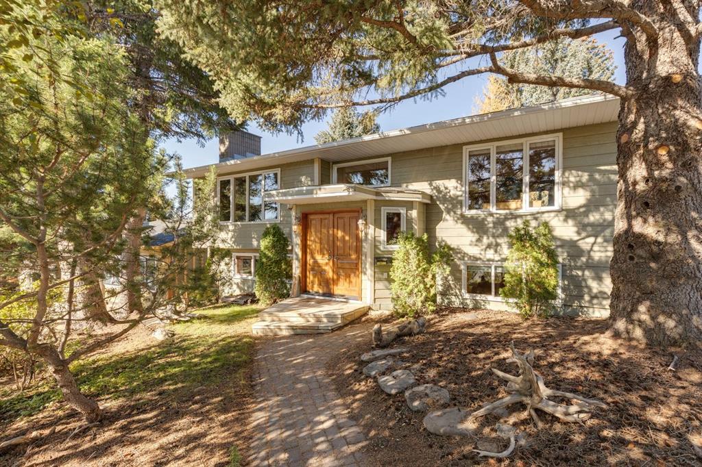 2712 Crawford Road NW, Calgary, Alberta, T2L 1E1