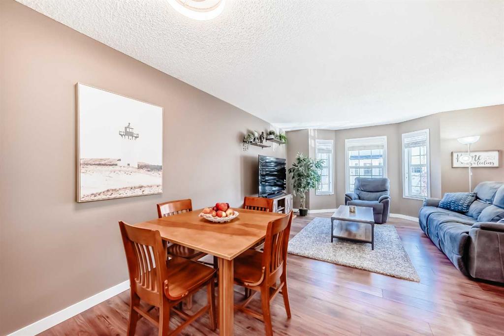 268 Prestwick Acres Lane SE, Calgary, Alberta, T2Z3Y1