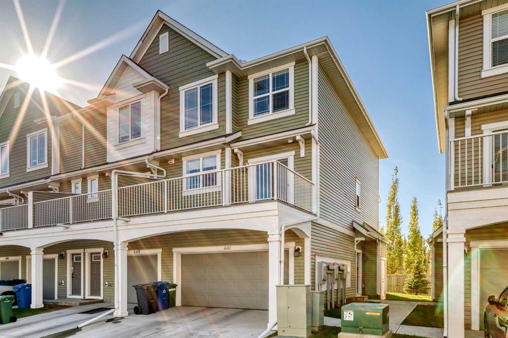 640 Copperstone Manor SE, Calgary, Alberta, T2Z 5G5