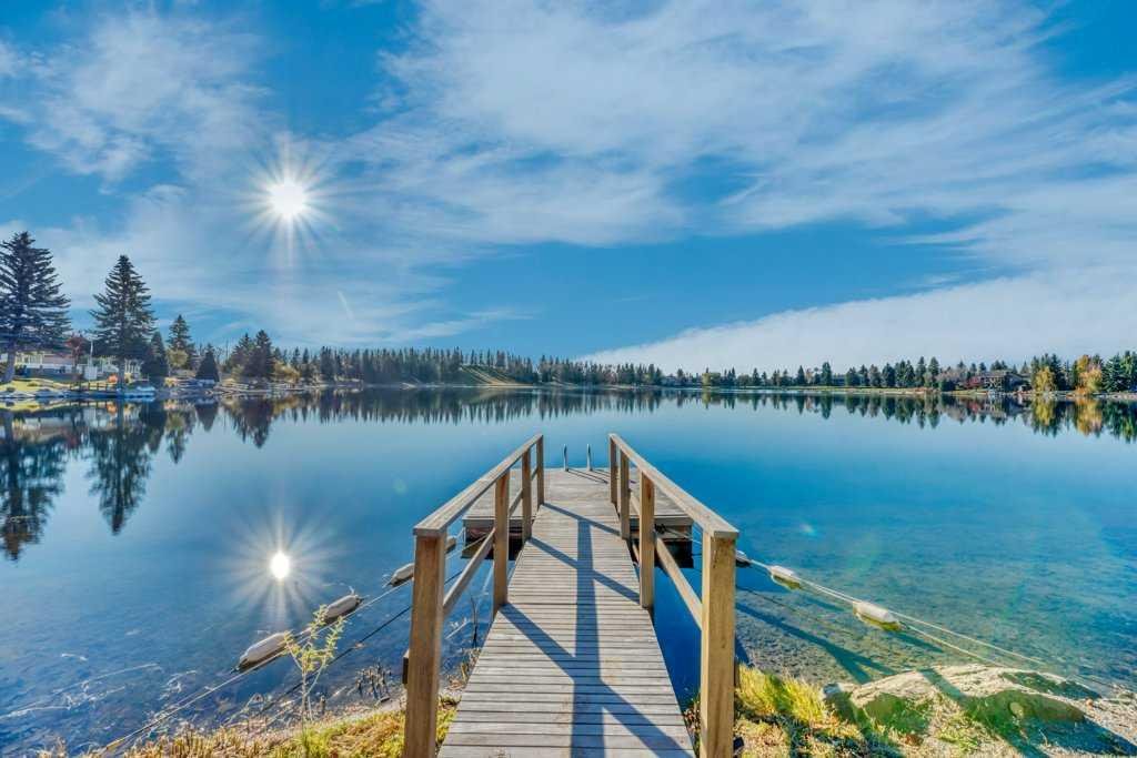 15 Midlake Green SE, Calgary, Alberta, T2X1K6