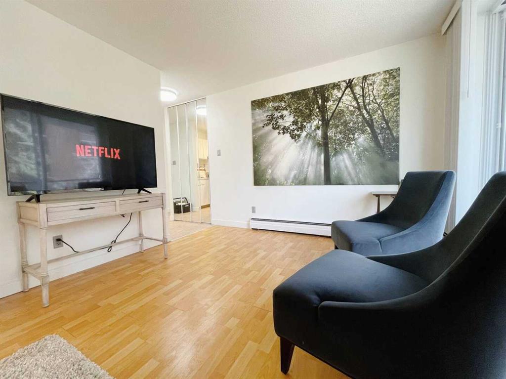 #201 1111 15 Avenue SW, Calgary, Alberta, T2R 0S8