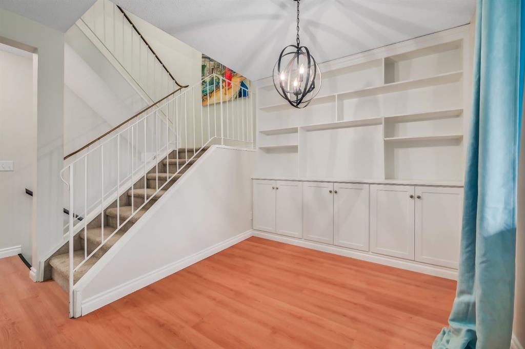 #728 200 Brookpark Drive SW, Calgary, Alberta, T2W 3E5