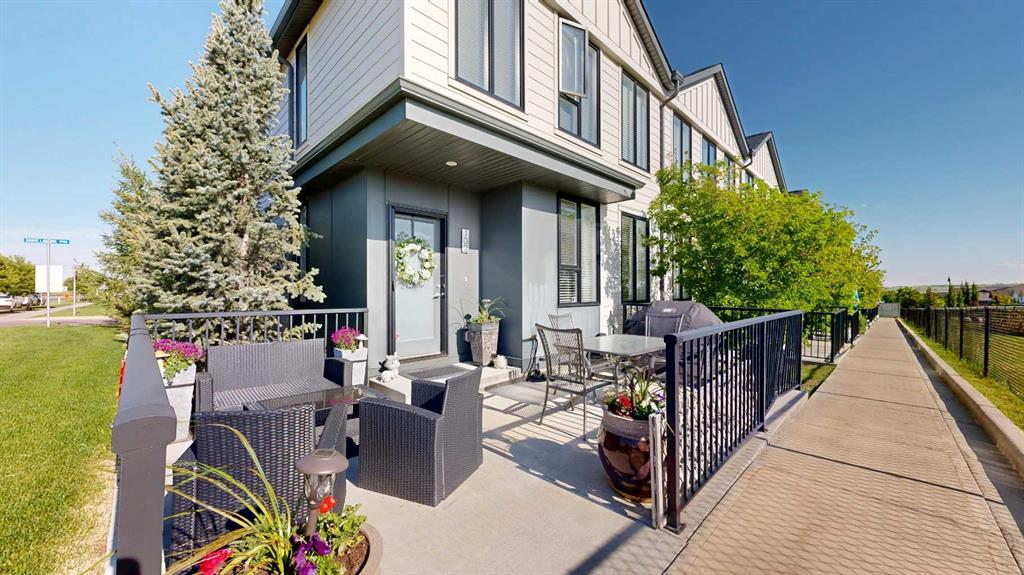 102 Drake Landing Wynd, Okotoks, Alberta, T1S 5R1