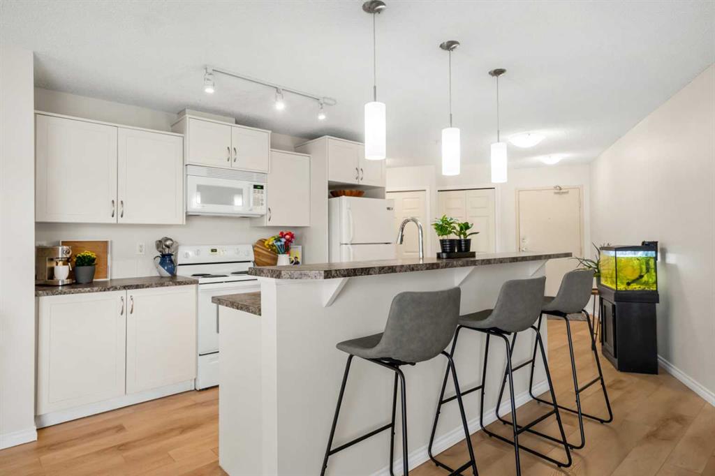 #2121 700 Willowbrook Road NW, Airdrie, Alberta, T4B 0L5