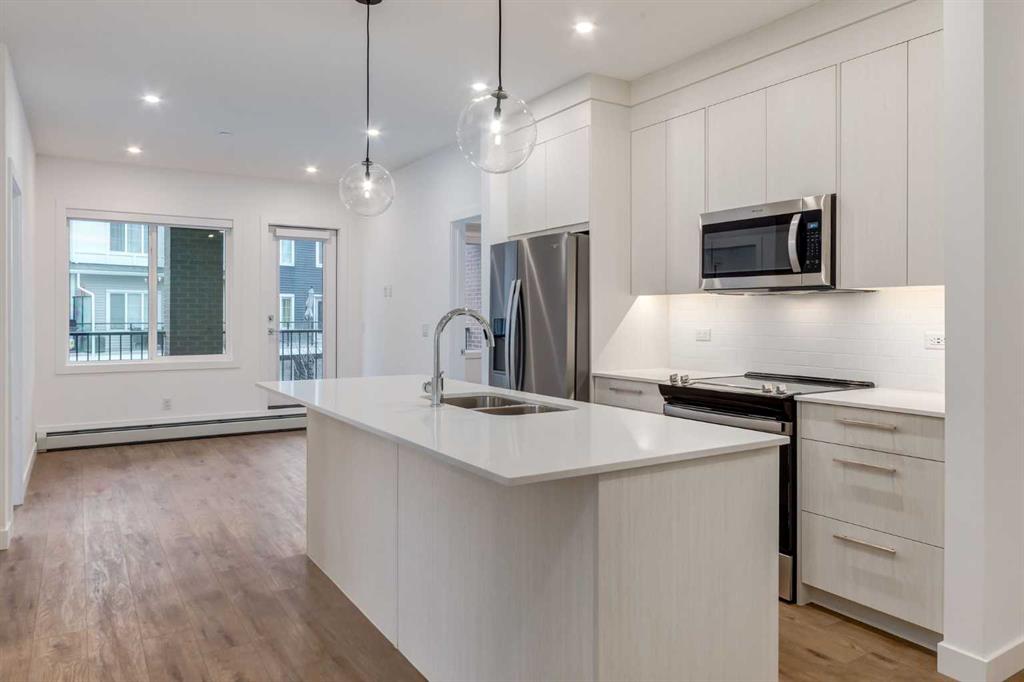 #3201 6 Merganser, Chestermere, Alberta, T1X 2Y2