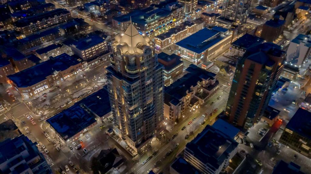 #1700 817 15 Avenue SW, Calgary, Alberta, T2R 0H8