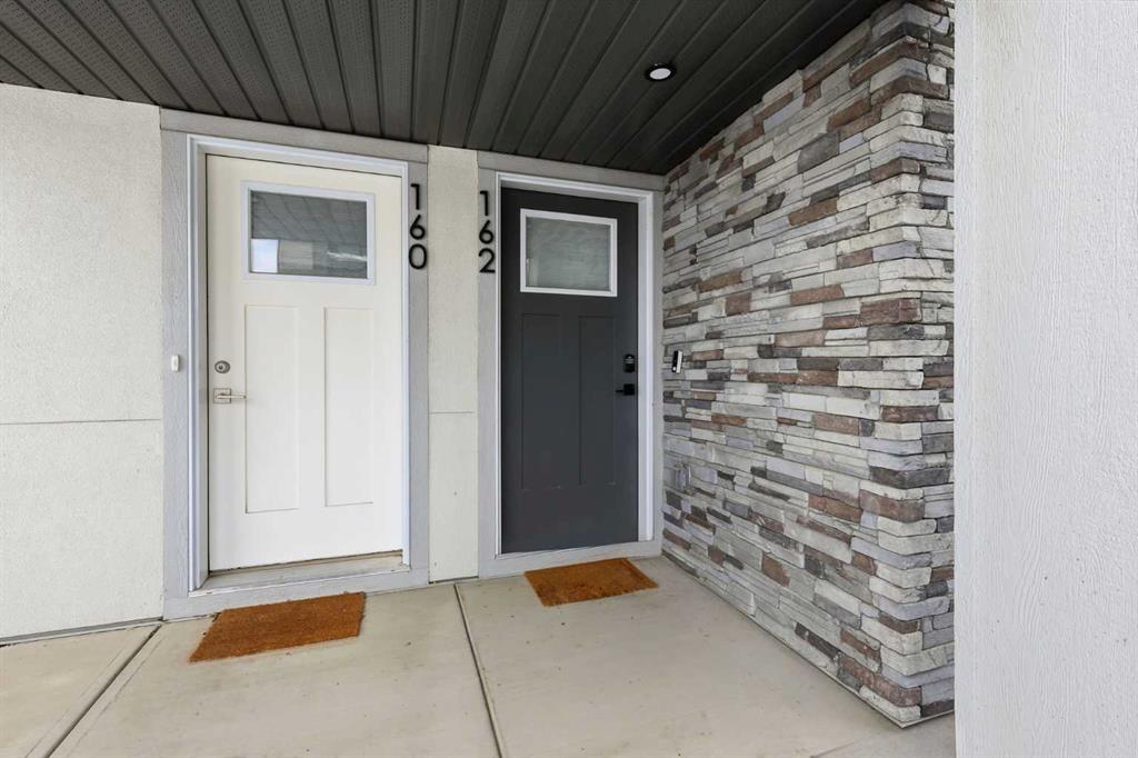 162 Spring Creek Common SW, Calgary, Alberta, T3H 6E2