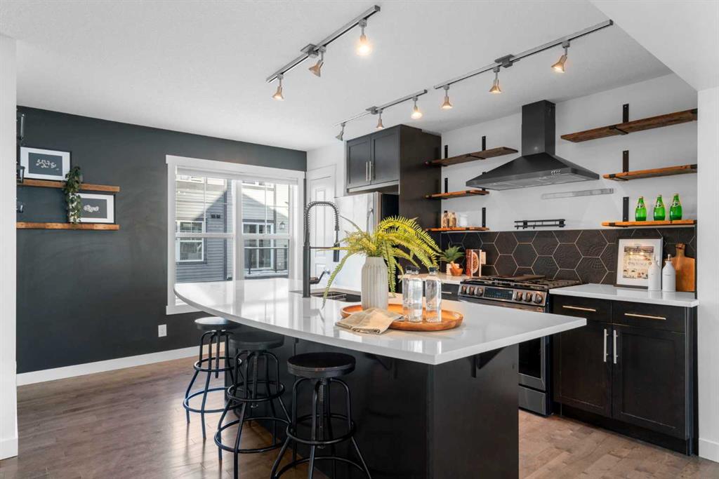 580 Mckenzie Towne Drive SE, Calgary, Alberta, T2Z 1C7