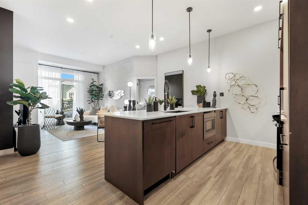 #103 255 Les Jardins Park SE, Calgary, Alberta, T2C 5W9