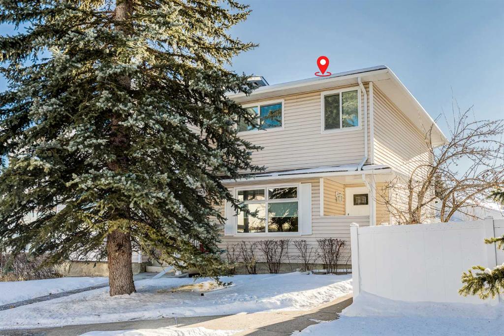 123 Woodsman Lane SW, Calgary, Alberta, T2W 4Z5