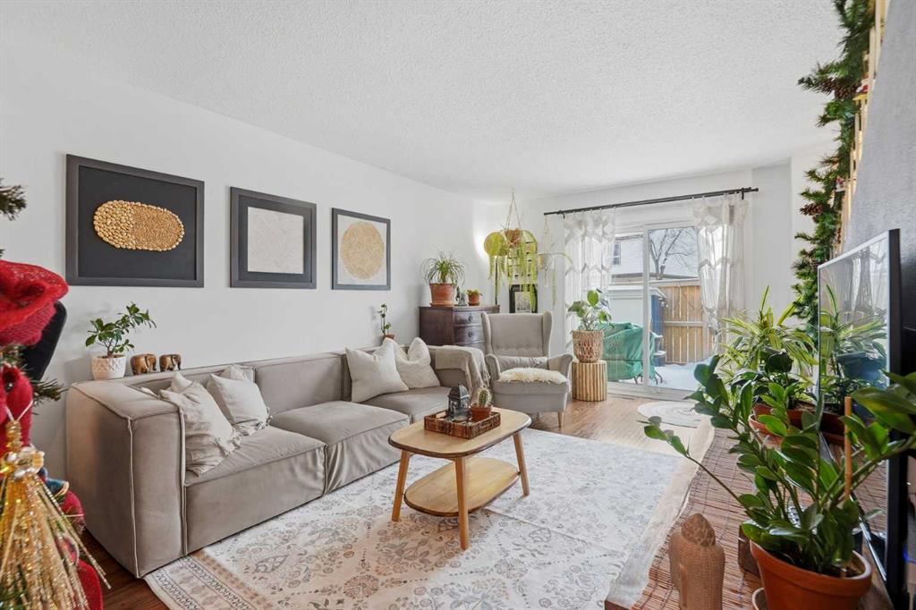 #86 630 Sabrina Road SW, Calgary, Alberta, T2W 2N7